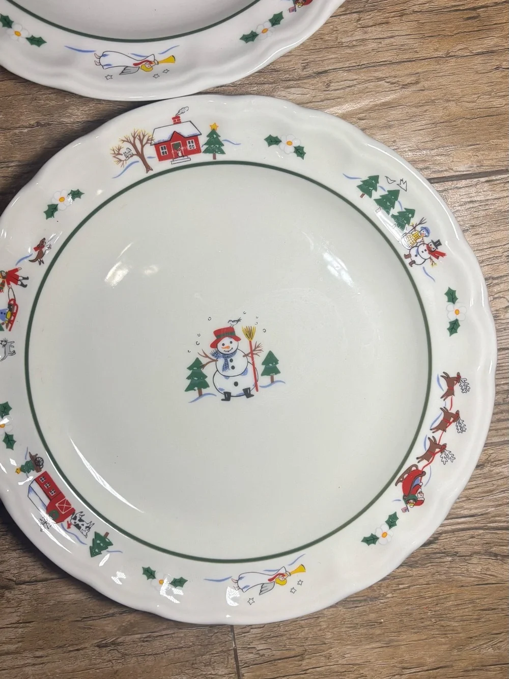 Pfaltzgraff White Holiday Plate with Red & Green Snowman Motif